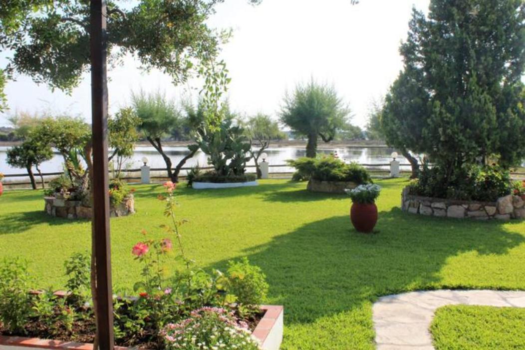 Lila Apartments Вурвуру Экстерьер фото